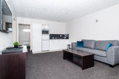 One Bedroom (sleeps 4)